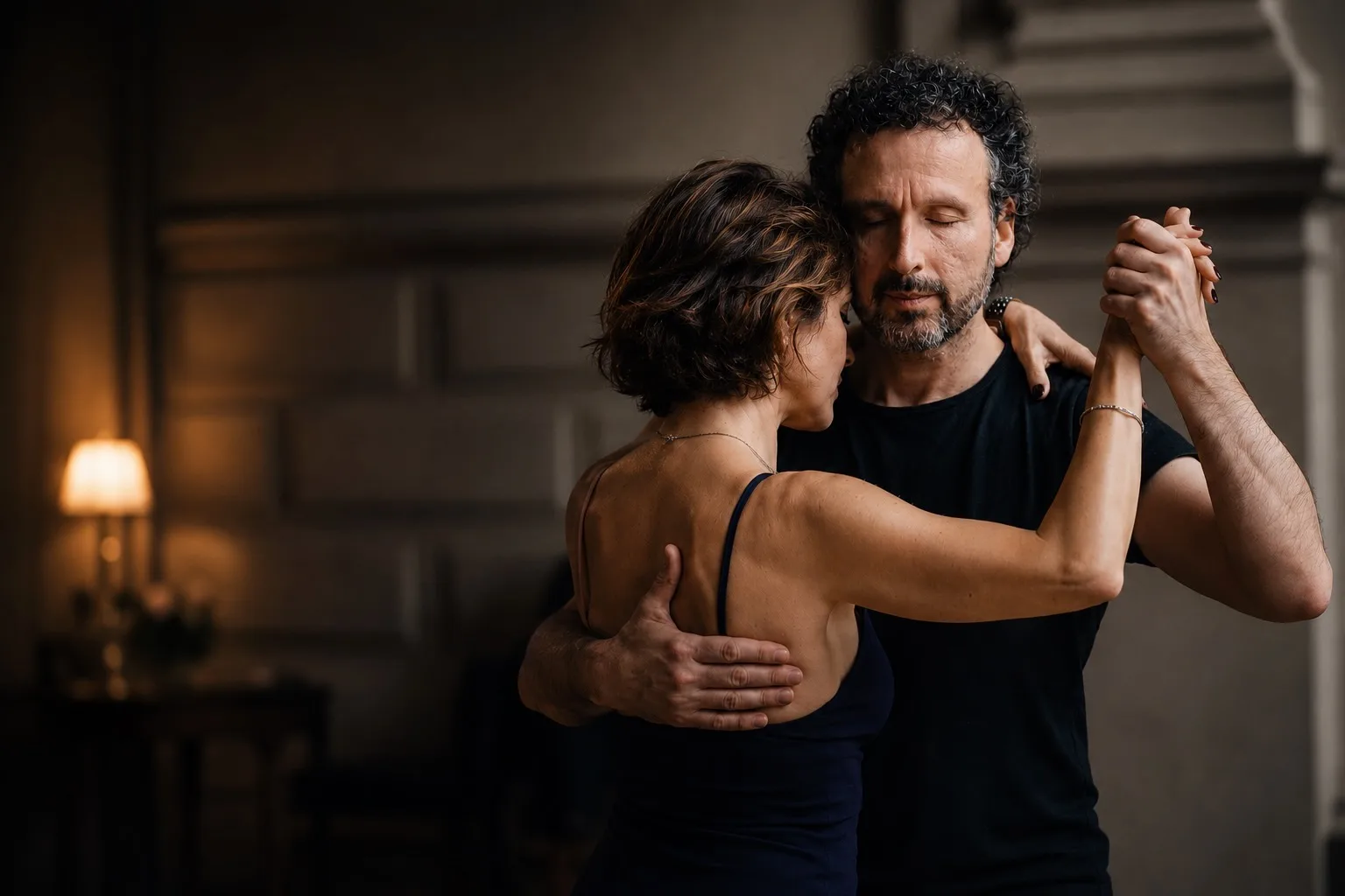 privéles tango header - 1